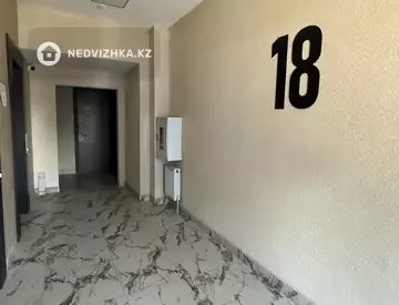2-комнатная квартира, этаж 18 из 20, 50 м², миниатюра 9