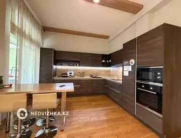 3-бөлмелі пәтер, қабат 8 барлық қабат саны 8, 150 м², 7-нобай