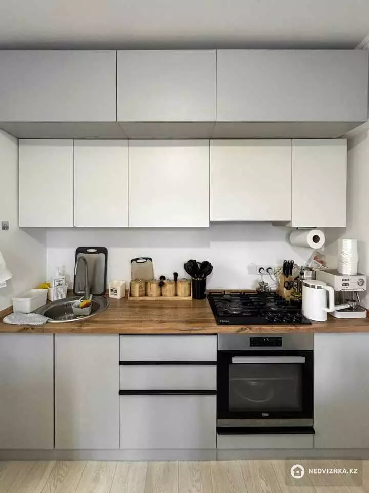 2-комнатная квартира, этаж 2 из 8, 55 м², фотография 2