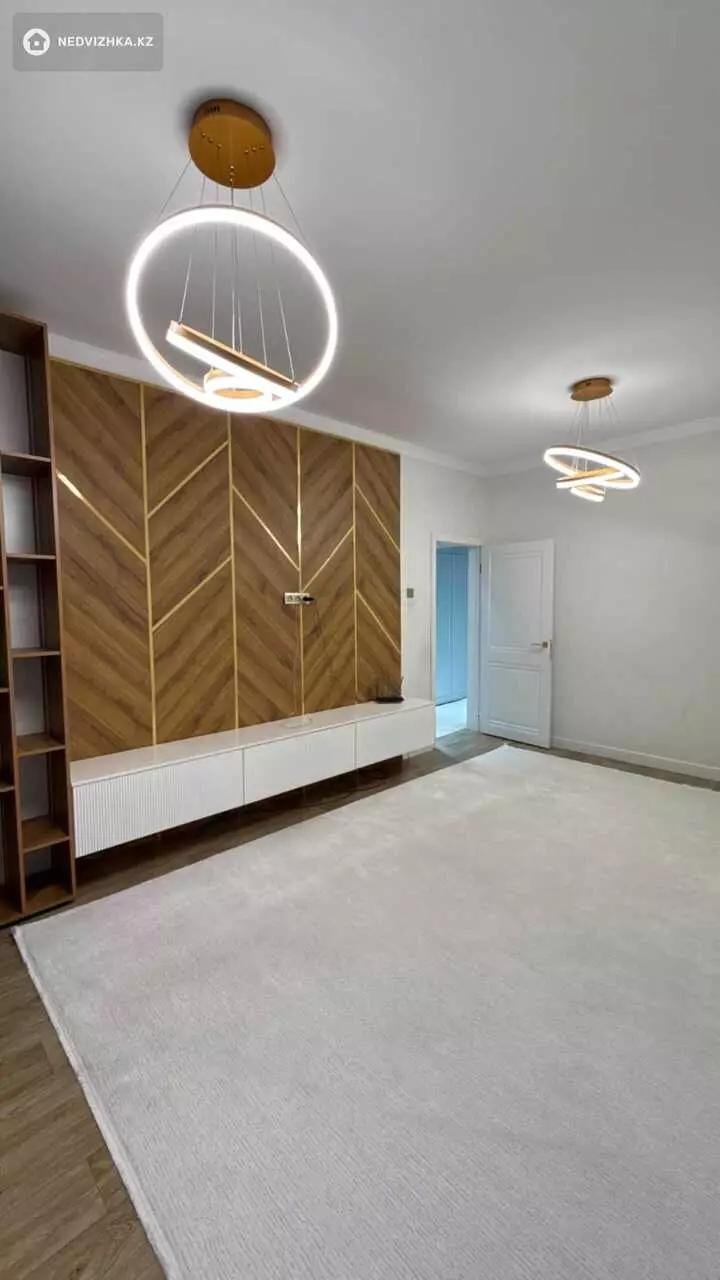 2-комнатная квартира, этаж 2 из 9, 58 м², фотография 3