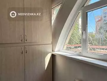 2-комнатная квартира, этаж 2 из 9, 58 м², миниатюра 5