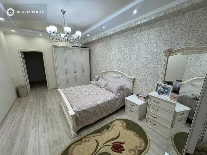 3-комнатная квартира, этаж 5 из 18, 98 м², фотография 3
