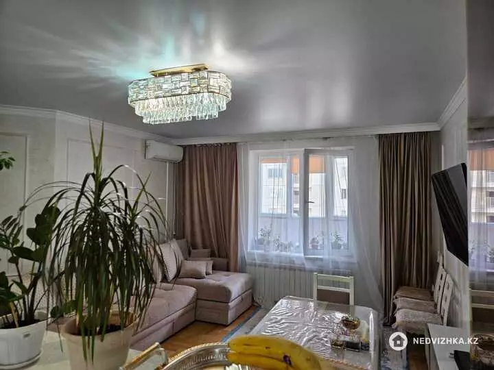 3-комнатная квартира, этаж 13 из 19, 100 м², фотография 4