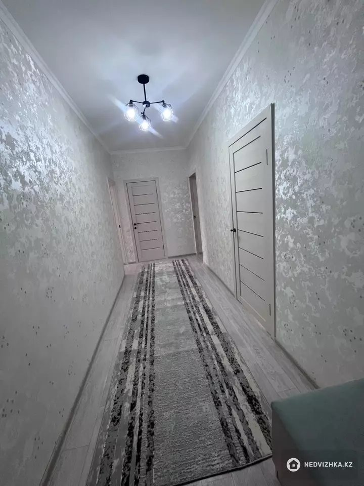 2-комнатная квартира, этаж 8 из 9, 60 м², На длительный срок, фотография 3