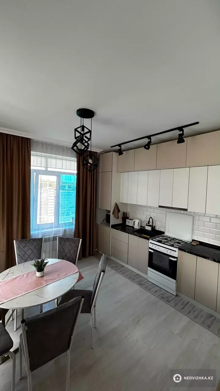 4-комнатный дом, 6 соток, 120 м², фотография 4