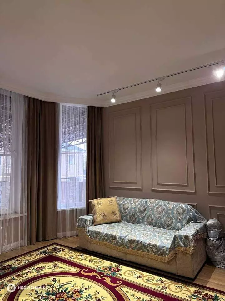 6-комнатный дом, 5 соток, 205 м², фотография 3