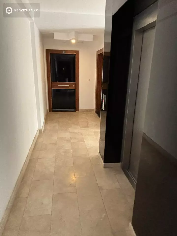 2-комнатная квартира, этаж 2 из 8, 68 м², фотография 4