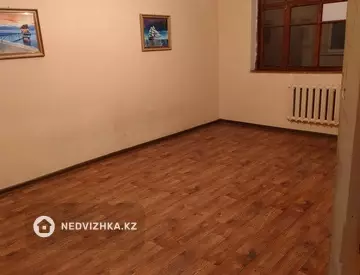 2-комнатная квартира, этаж 2 из 5, 53 м²