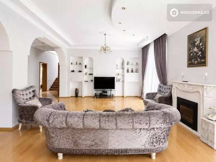 5-комнатный дом, 7 соток, 320 м², фотография 3