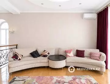 5-комнатный дом, 7 соток, 320 м², миниатюра 2