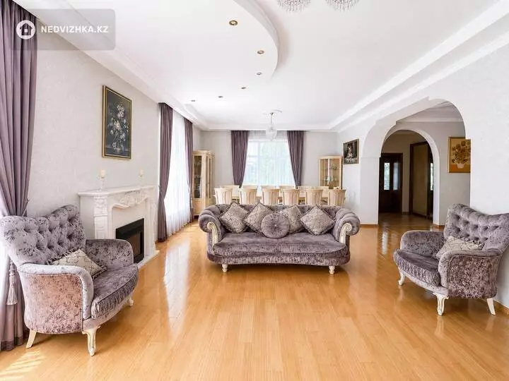 5-комнатный дом, 7 соток, 320 м², фотография 4