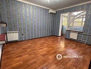2-комнатная квартира, этаж 4 из 5, 46 м²