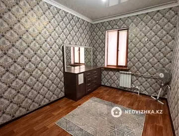 2-комнатная квартира, этаж 4 из 5, 46 м²