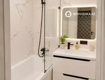 3-комнатная квартира, этаж 8 из 9, 92 м², миниатюра 12