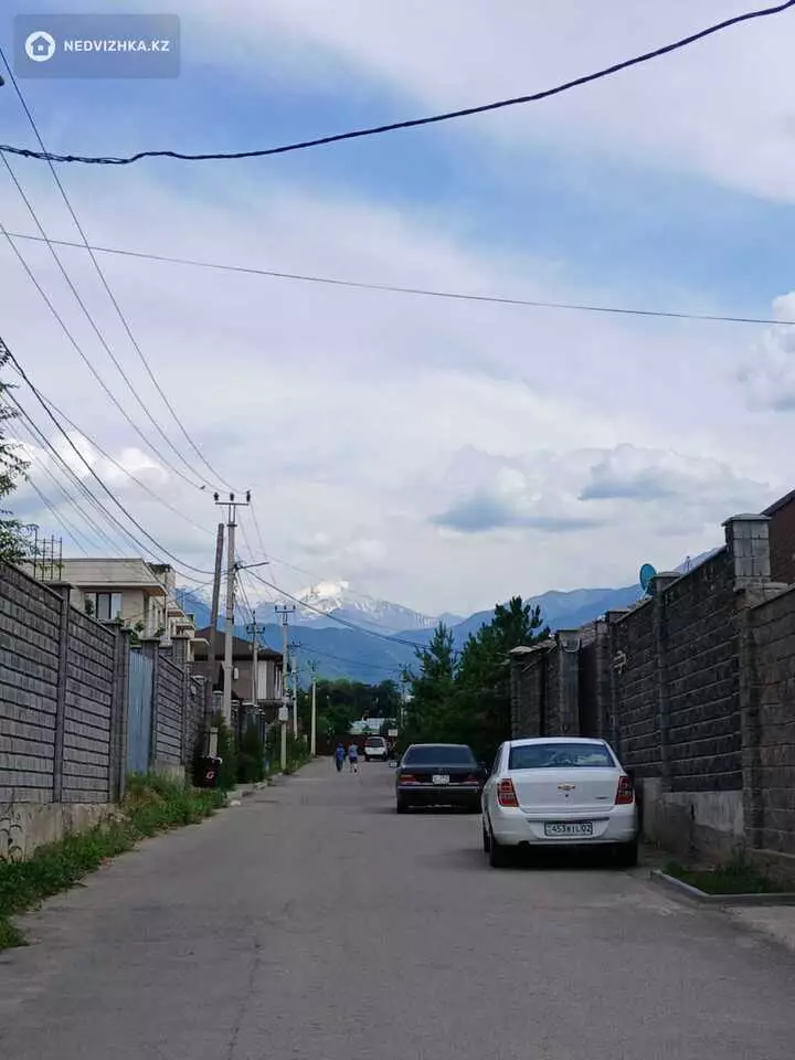 2-комнатная квартира, этаж 3 из 3, 58 м², фотография 5