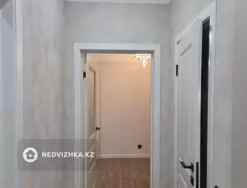 3-комнатная квартира, этаж 9 из 12, 74 м², миниатюра 5