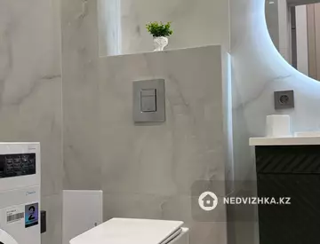 2-комнатная квартира, этаж 2 из 9, 39 м², миниатюра 11