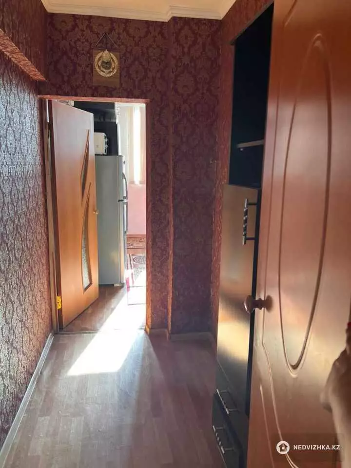 1-комнатная квартира, этаж 1 из 5, 39 м², фотография 5