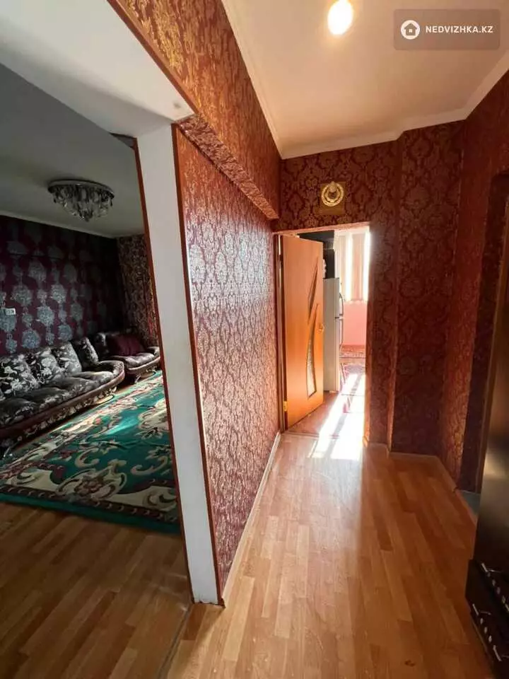 1-комнатная квартира, этаж 1 из 5, 39 м², фотография 4