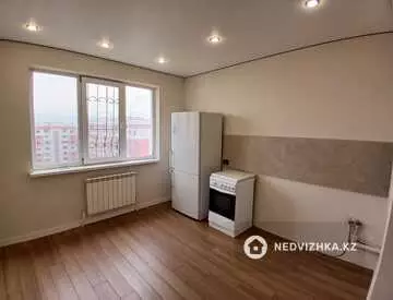 3-комнатная квартира, этаж 9 из 9, 76 м², миниатюра 9