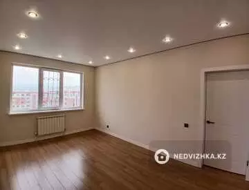 3-комнатная квартира, этаж 9 из 9, 76 м², миниатюра 3