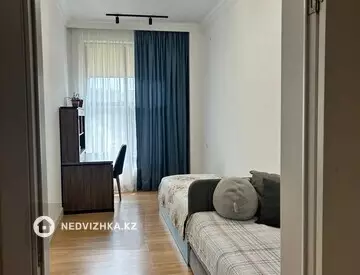 4-комнатная квартира, этаж 4 из 5, 115 м², миниатюра 9
