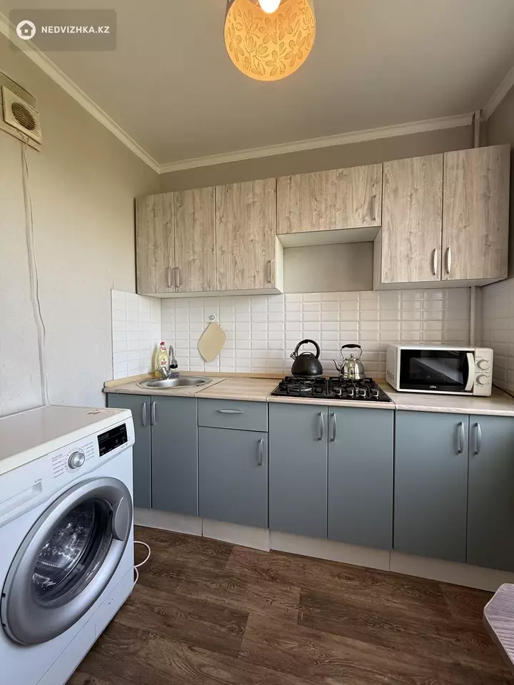 2-комнатная квартира, этаж 4 из 5, 43 м², фотография 3