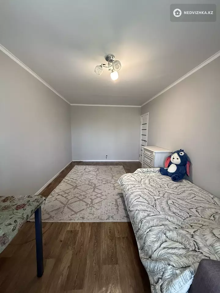 2-комнатная квартира, этаж 4 из 5, 43 м², фотография 4