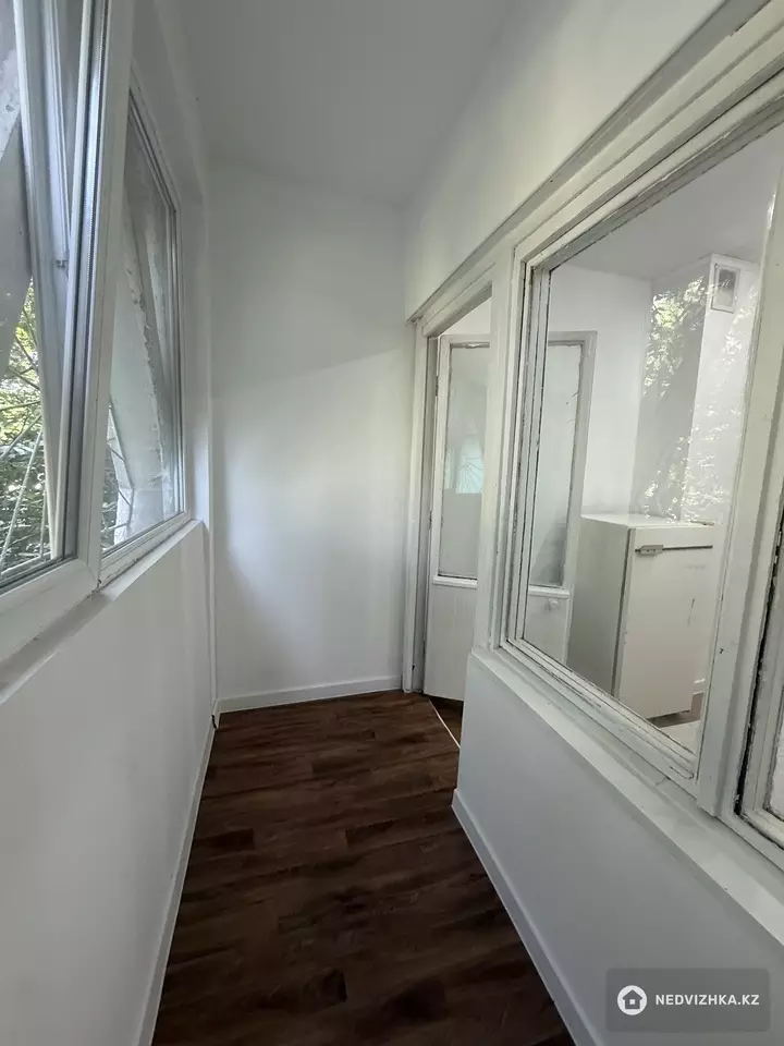 3-комнатная квартира, этаж 1 из 9, 70 м², фотография 4