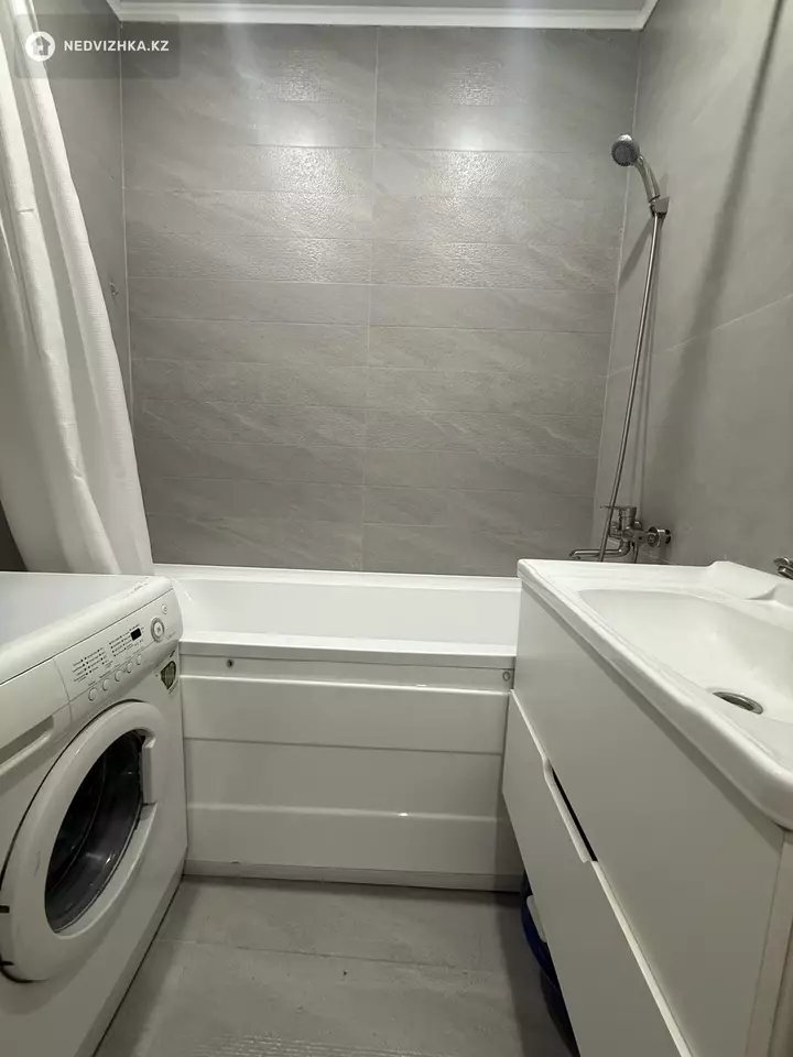 3-комнатная квартира, этаж 1 из 9, 70 м², фотография 5