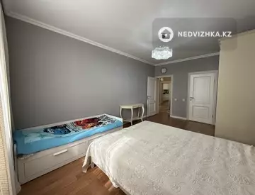 4-комнатная квартира, этаж 6 из 16, 123 м²