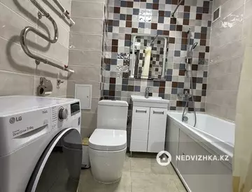4-комнатная квартира, этаж 2 из 5, 105 м², миниатюра 8