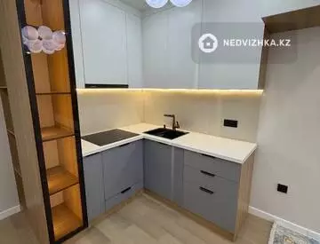 3-комнатная квартира, этаж 6 из 9, 54 м², миниатюра 6