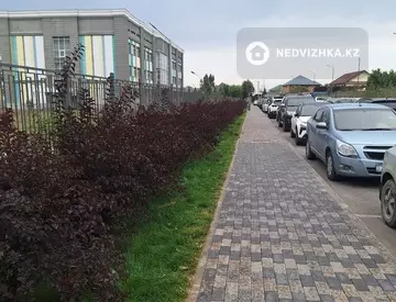 2-комнатная квартира, этаж 4 из 12, 63 м², миниатюра 6
