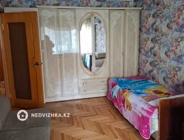 3-комнатная квартира, этаж 4 из 4, 62 м²