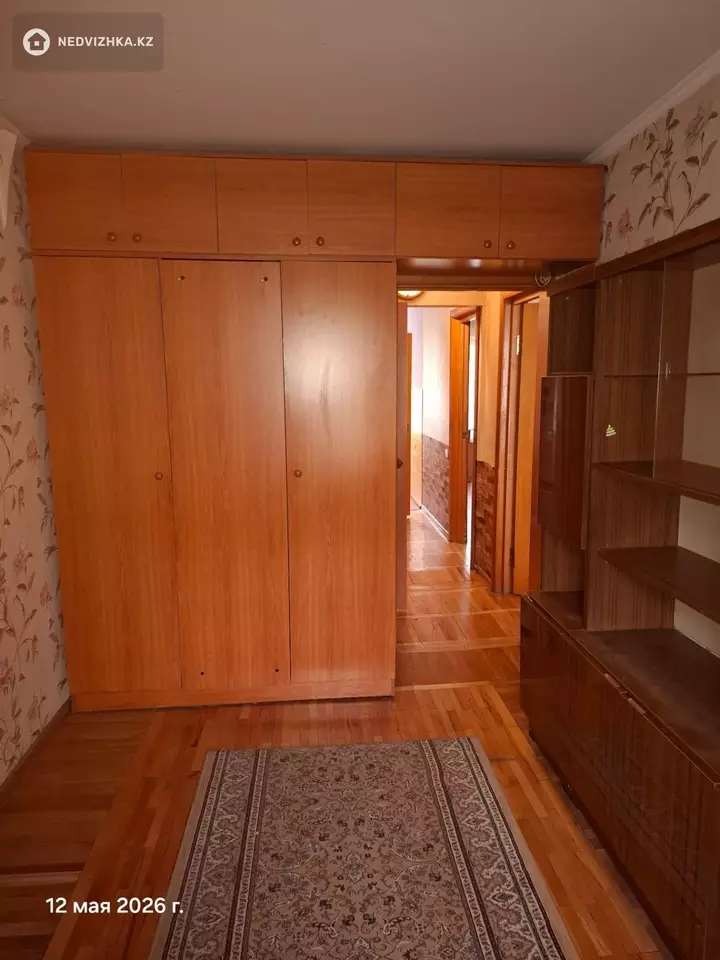 3-комнатная квартира, этаж 4 из 4, 62 м², фотография 5