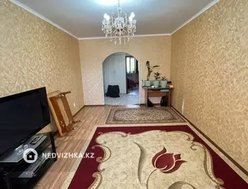 3-комнатная квартира, этаж 2 из 10, 79 м²