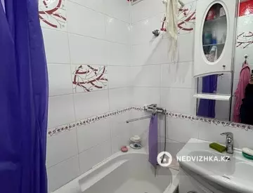 3-комнатная квартира, этаж 2 из 10, 79 м², миниатюра 7