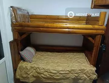 2-комнатная квартира, этаж 3 из 5, 51 м², миниатюра 1
