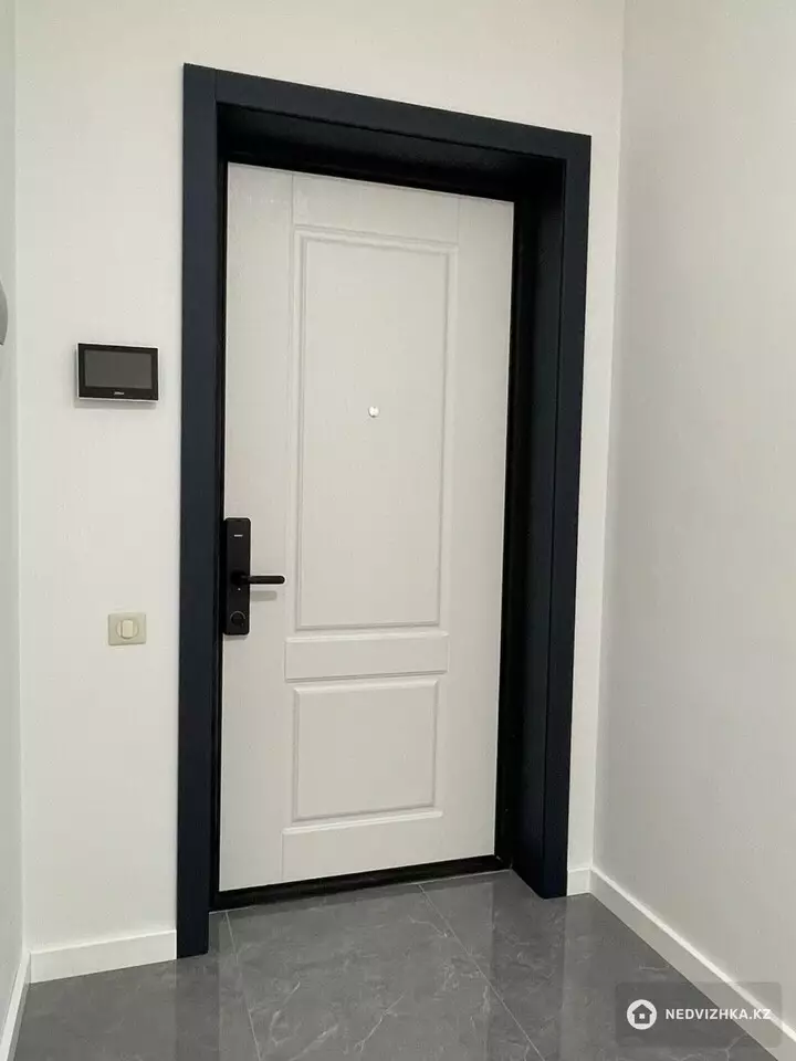 2-комнатная квартира, этаж 11 из 12, 64 м²