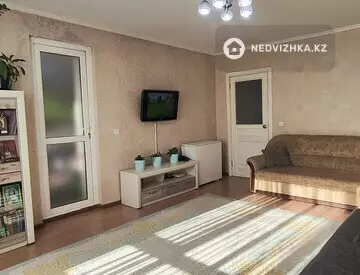 1-комнатная квартира, этаж 9 из 10, 45 м²