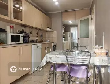 1-комнатная квартира, этаж 9 из 10, 45 м², миниатюра 10