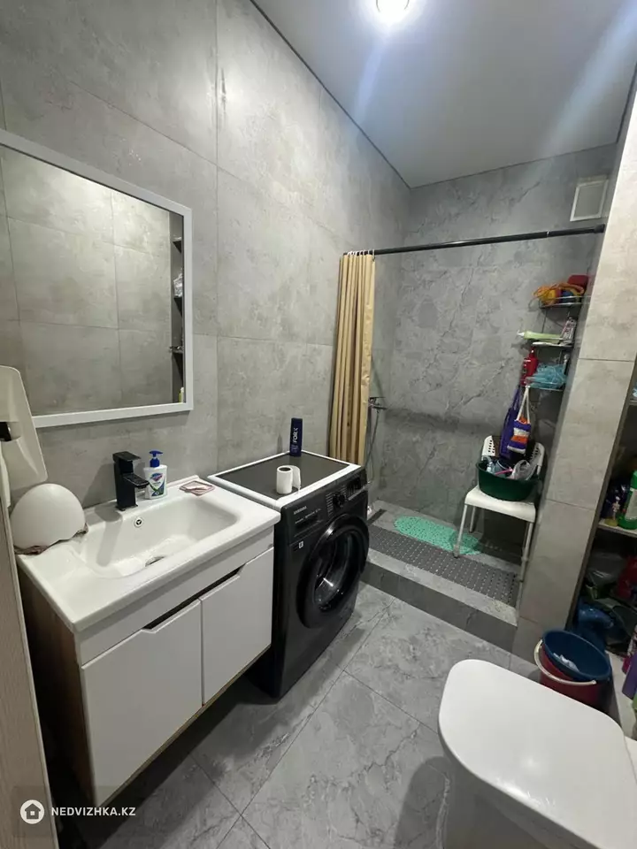2-комнатная квартира, этаж 2 из 9, 44 м², 2-фотосурет