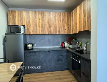 2-комнатная квартира, этаж 2 из 9, 44 м², миниатюра 6