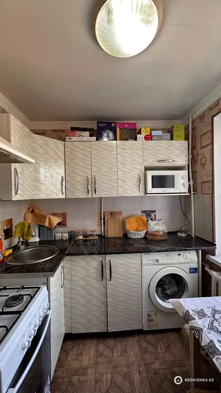 2-комнатная квартира, этаж 4 из 5, 44 м², фотография 2