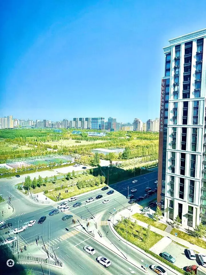3-комнатная квартира, этаж 12 из 16, 89 м², 2-фотосурет