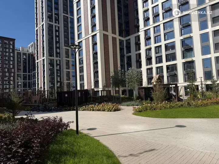 3-комнатная квартира, этаж 12 из 16, 89 м², 5-фотосурет
