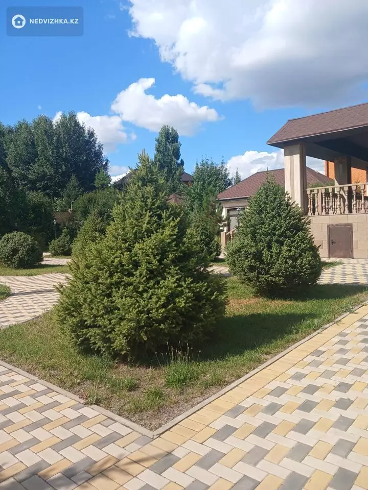 6-комнатный дом, 24 соток, 678 м², фотография 4