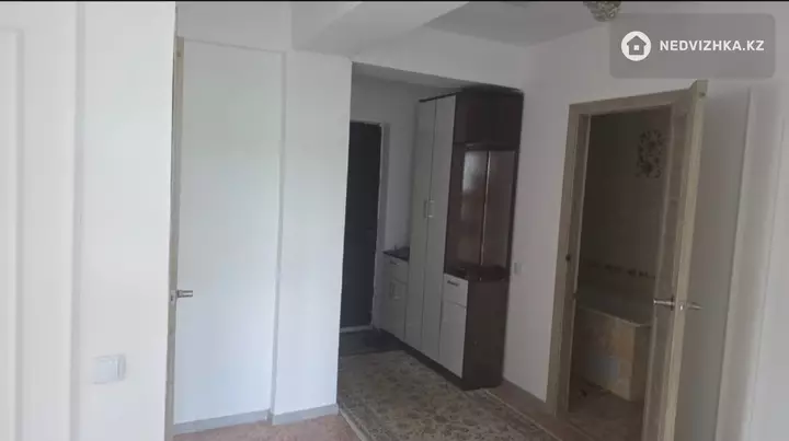 2-комнатная квартира, этаж 5 из 5, 60 м², На длительный срок, фотография 4