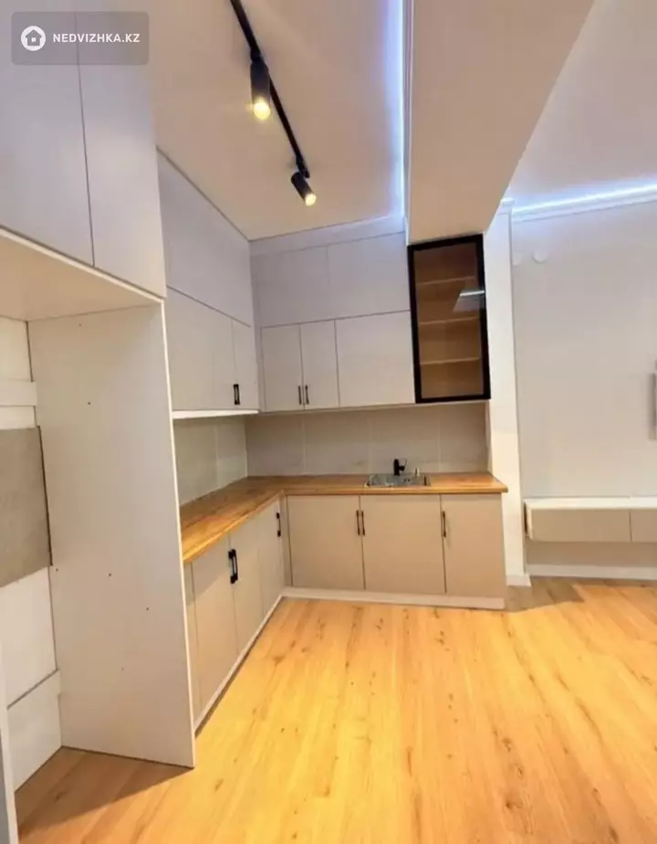 2-комнатная квартира, этаж 2 из 9, 60 м²